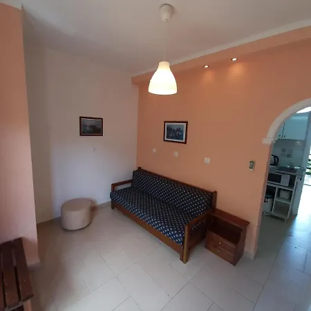 Apartment Tasteful In With Shared Pool Benitses (Corfu)