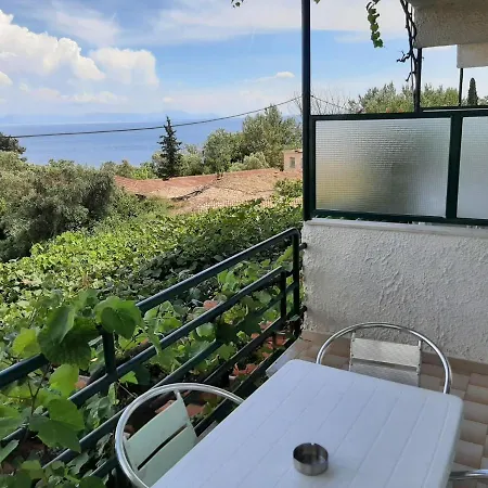 Apartment Tasteful In With Shared Pool