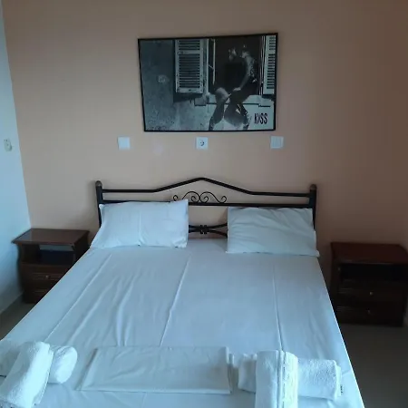 Tasteful In With Shared Pool Apartment Benitses (Corfu)